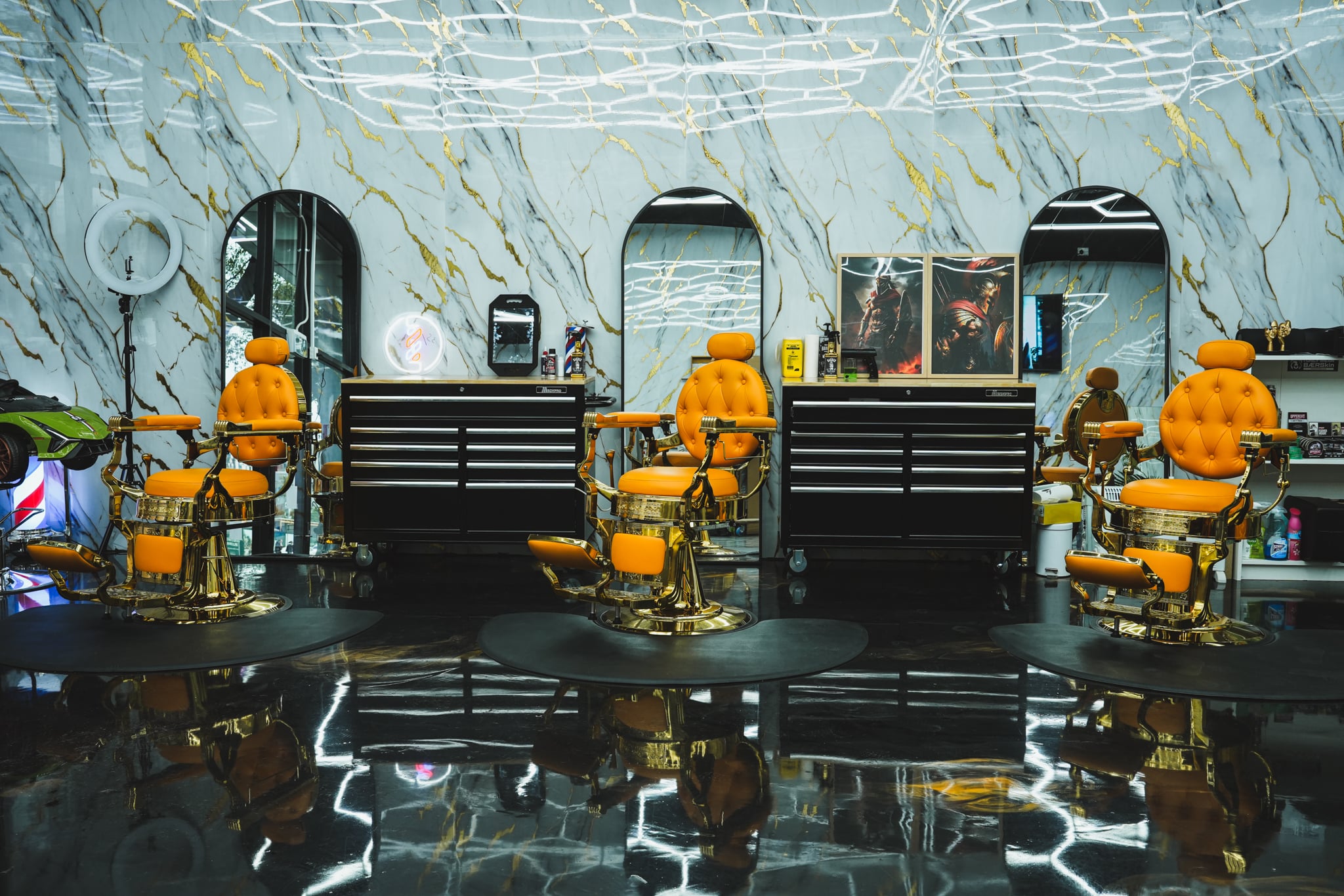Sina Blendz Barbershop Interior